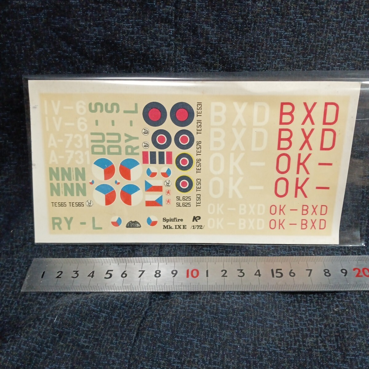 ■〒110円 1/72 スピットファイアMk.Ⅸ E用デカール(KPモデル)未使用(管005) 拍卖