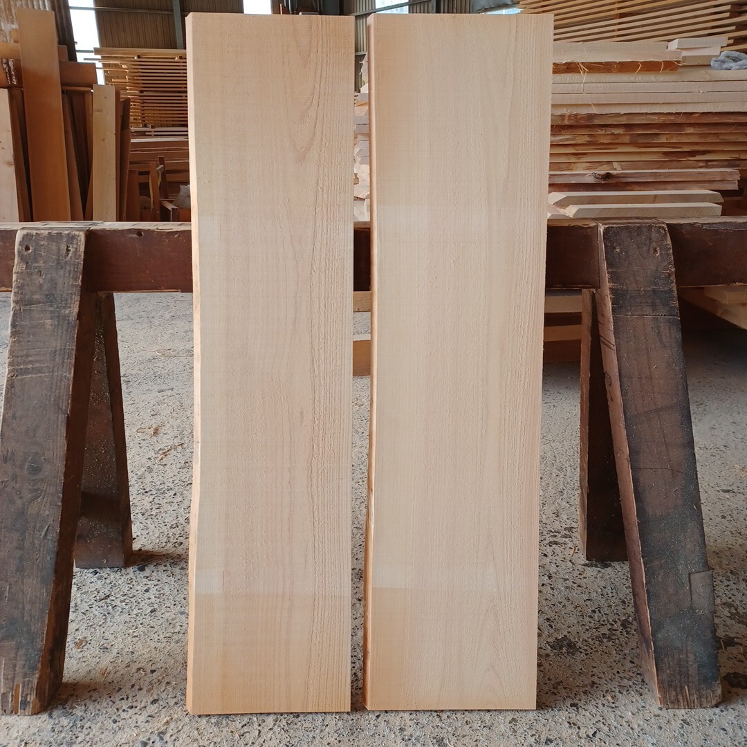A-2376 国産ひのき 片耳付板 2枚セット テーブル 看板 棚板 一枚板 無垢材 桧 檜 DIY拍卖