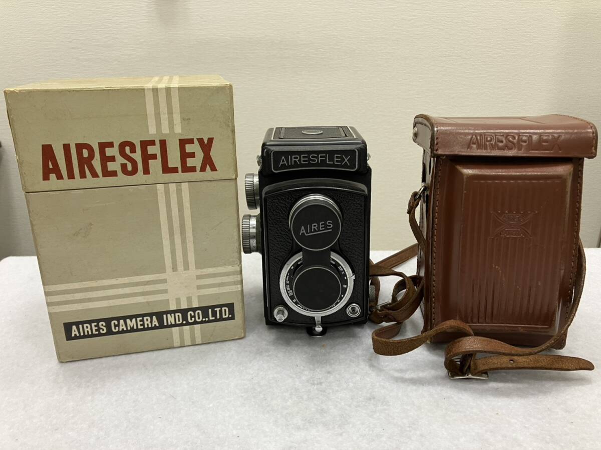 #2320 AIRESFLEX 二眼レフカメラ ケース付き 箱付き 中古品 ジャンク レトロ拍卖