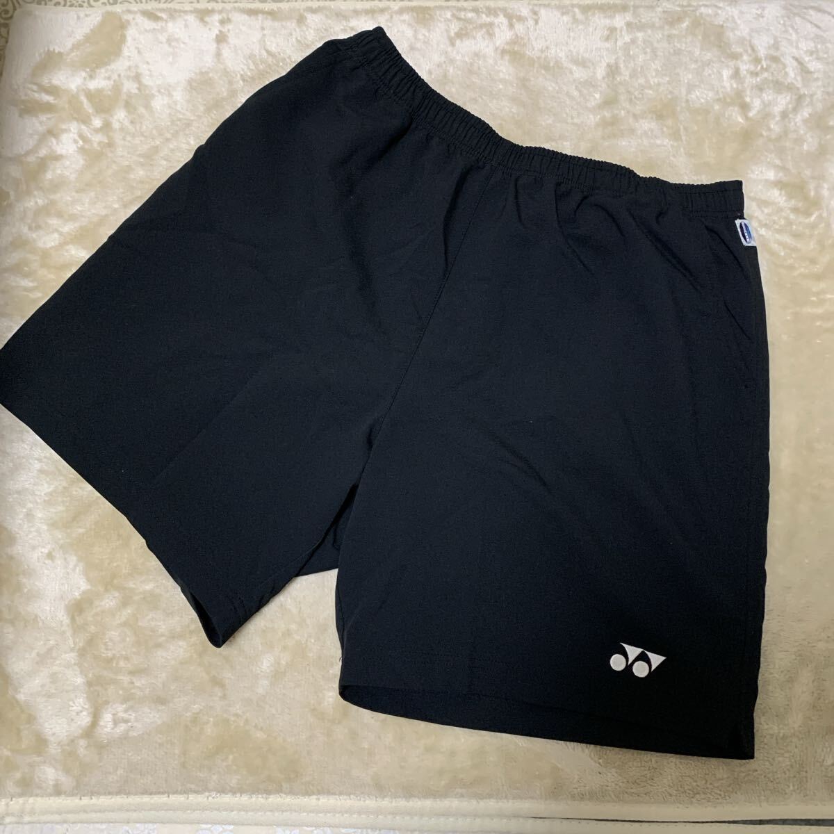 美品 YONEX ユニハーフパンツ Oサイズ バドミントン ゲームパンツ 刺繍拍卖