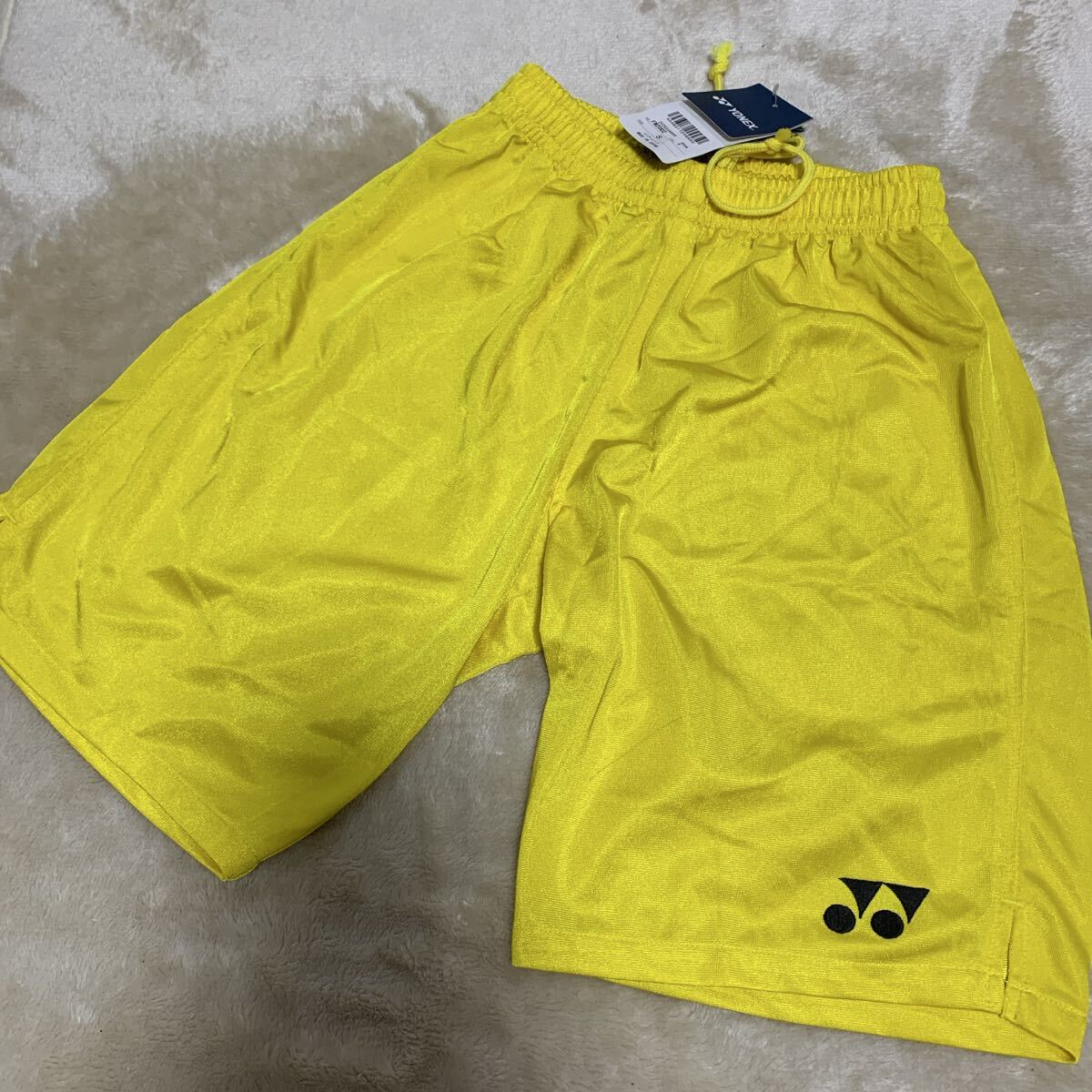 未使用 ヨネックス ユニゲームパンツ ハーフパンツ S イエロー FW2002拍卖