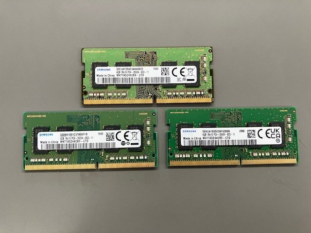 SAMSUNG NOTE用 4GB PC4-2666V(DDR4-25600) MM 3枚SET 動作OK 郵送発送 99257拍卖