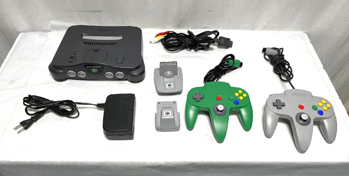 ▽任天堂 NINTENDO 64 MUS-001 コントローラー×2台 振動パック×1 64GBパック×1 ジャンク・動作未確認▽013460拍卖