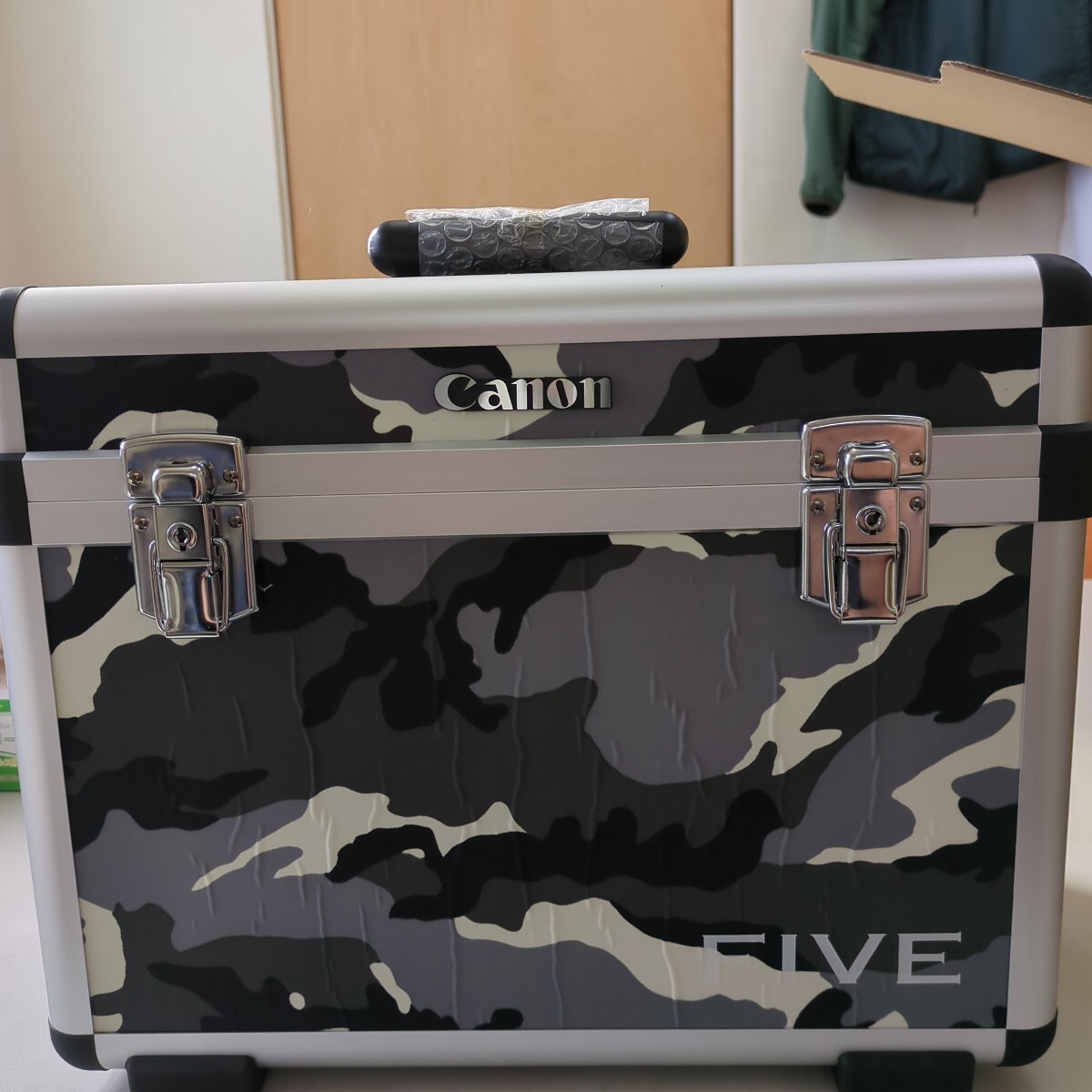 Canon キヤノン FIVE オリジナルアルミトランク 新品拍卖