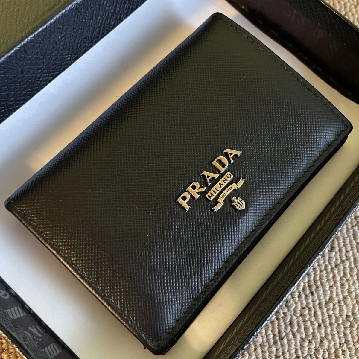 一円 極美品 PRADA プラダ 財布 ウォレット ブラック 財布 カードウォレット 男女 レザー 拍卖