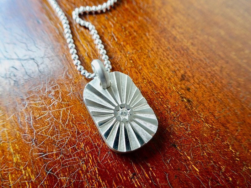 仁尾彫金『一つ星ダイヤ太陽のプレート2、光磨き』ハンドメイド324拍卖