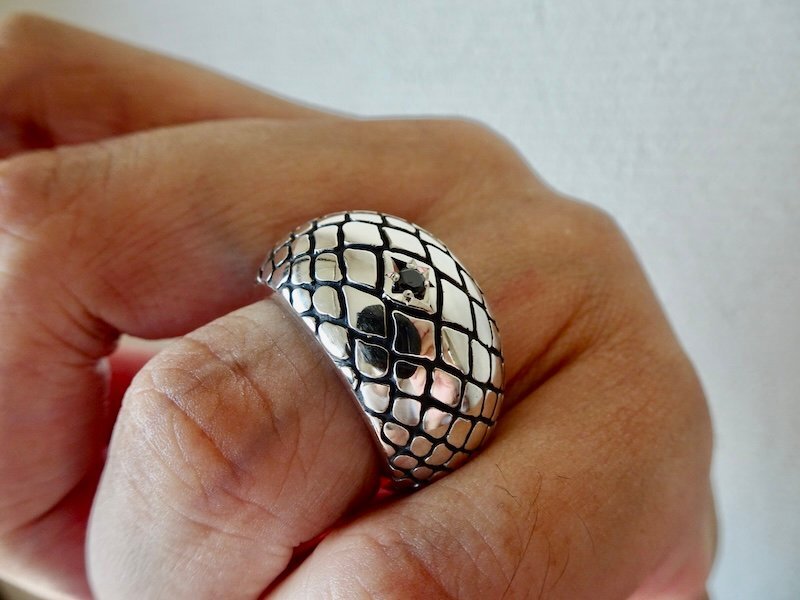 仁尾彫金『一つ星ブラックジルコニア、パイソン甲丸リング』ハンドメイド464b拍卖