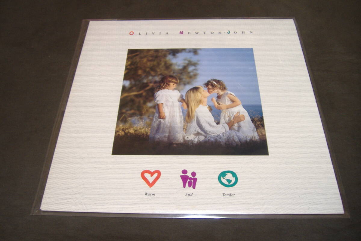 【中古LP】OLIVIA NEWTON JOHN「WARM AND TENDER」【レコード/オリビア・ニュートン・ジョン/CD移行期作品/希少盤/廃盤/再生確認済】拍卖