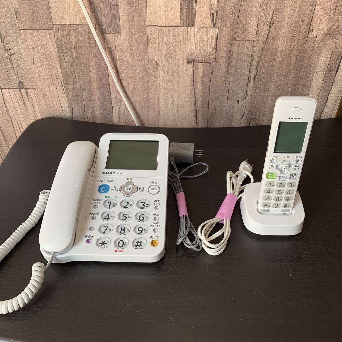 (FUK092) SHARP シャープ デジタルコードレス電話機 親機 JD-AT82CE 子機 JD-KT512 充電器 まとめ 中古品拍卖