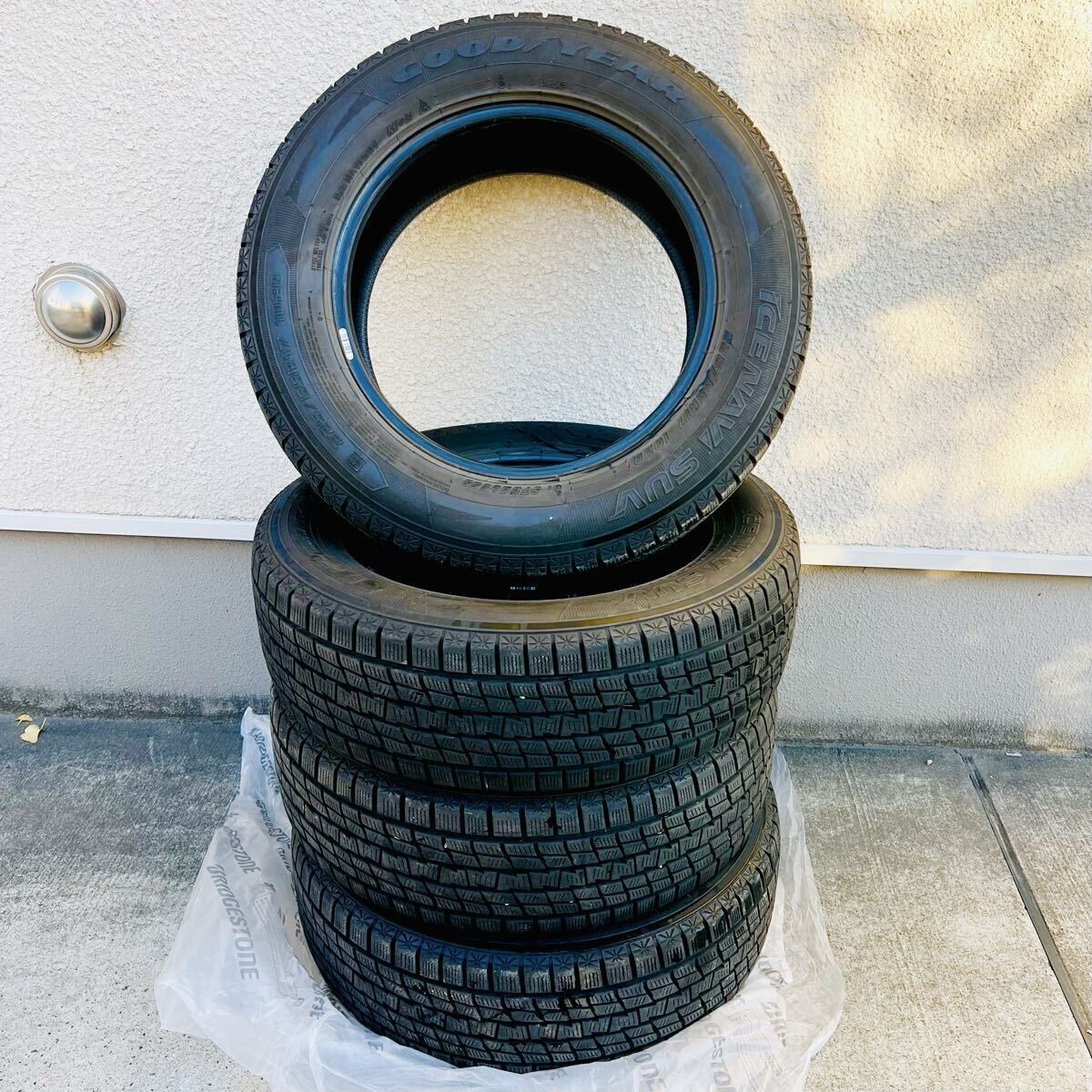 グッドイヤー ICE NAVI SUV スタッドレスタイヤ 225/65R17 102Q アルファード等で使用可拍卖