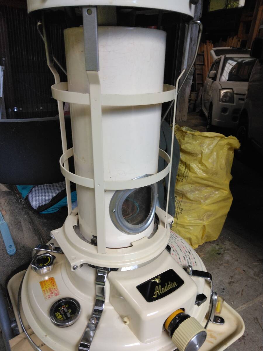 中古 Aladdin アラジン 石油ストーブ 未使用アルミ3リットル ヤカン付き拍卖