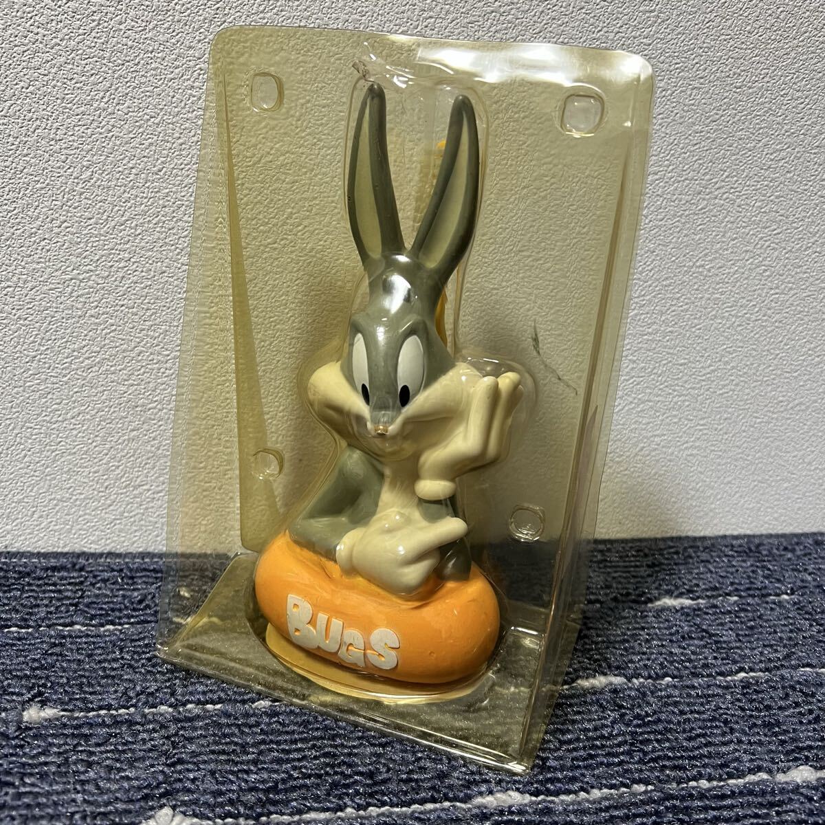 SI■ 未使用 バッグス・バニー 歯ブラシスタンド 歯ブラシ付き 置物 インテリア かわいい うさぎ キャラクター ルーニー テューンズ 拍卖