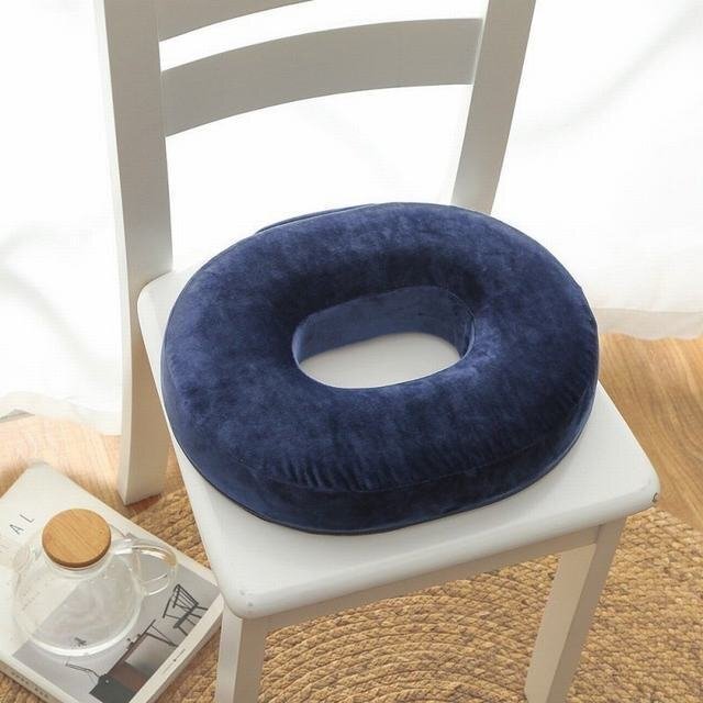 円座クッション 高反発 姿勢矯正 クッション 痔 腰痛 産後 在宅 ネイビー拍卖