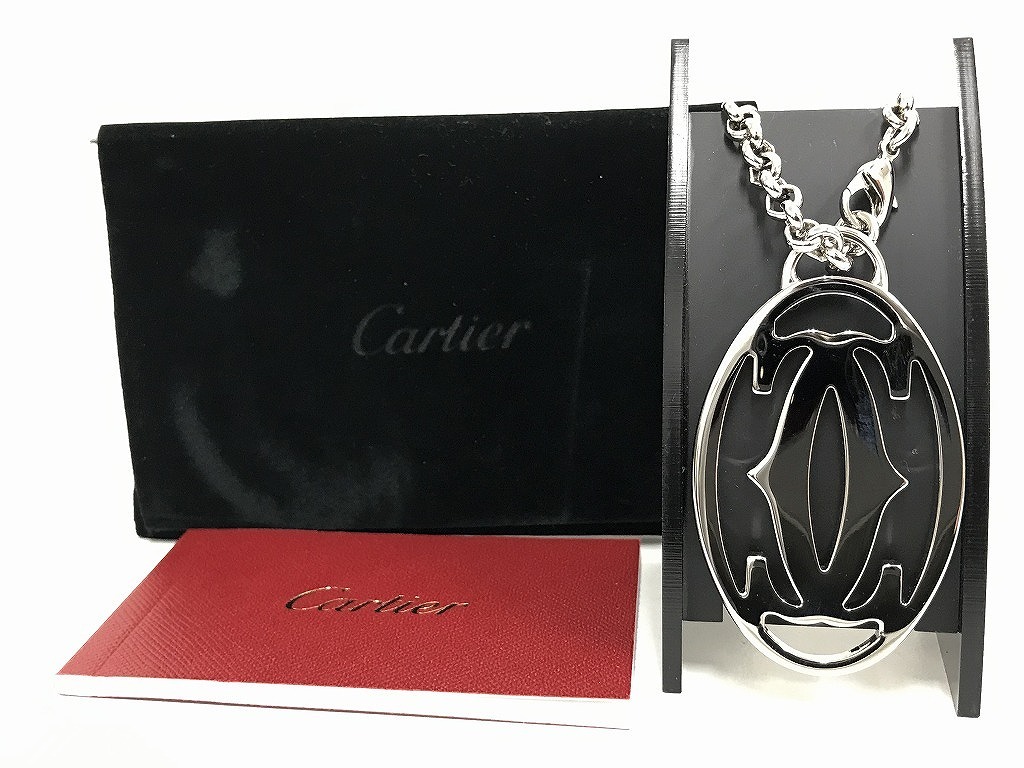 カルティエ Cartier 超極美品 圧倒的存在感で魅せる!上品でエレガントなお洒落の魅力 2C ロゴチャーム キーホルダー 通勤拍卖