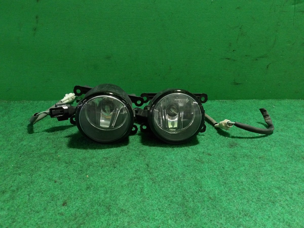 【B】スズキ ソリオ MA15S フォグ左右 社外LEDバルブ付 LEDバルブ色変わる(白・黄・ムラサキ) Valeo 89211943拍卖