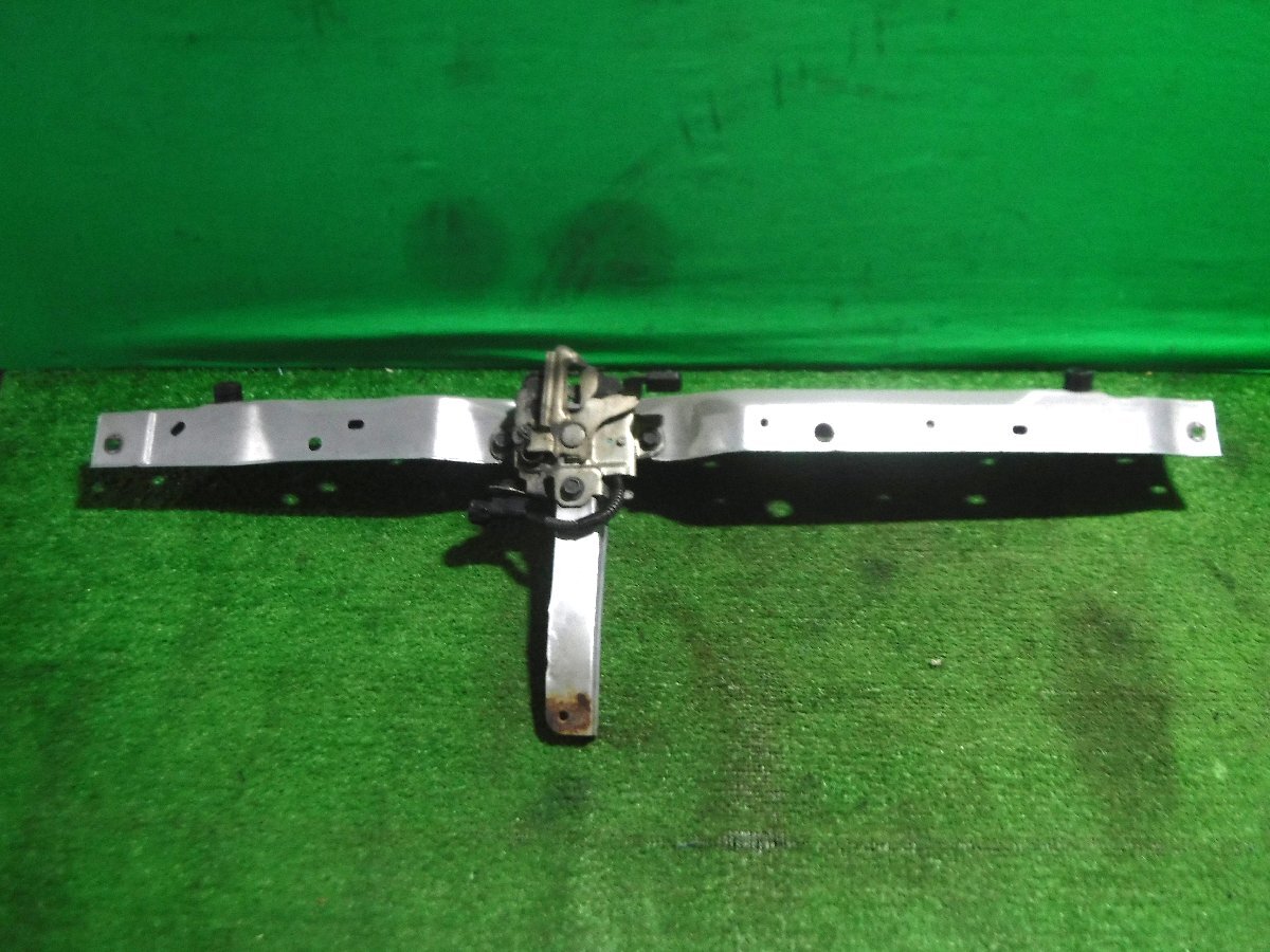 《個人宅発送不可》◇◇ダイハツ ミライース LA300S 純正 ラジエーターコアサポート アッパーセンター ロック付き◇◇ 拍卖