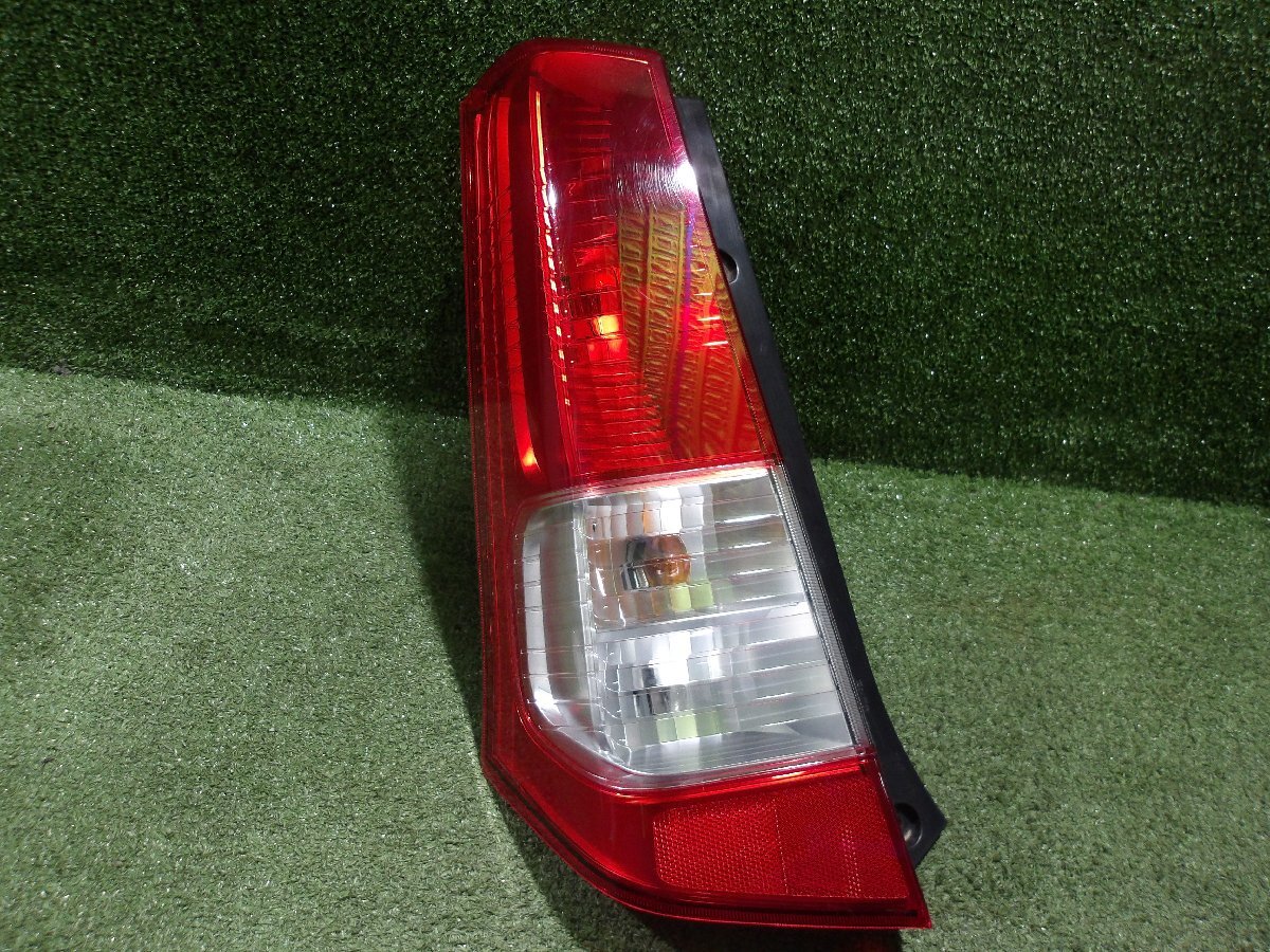 【ヤ①】スズキ ワゴンR MH23S 純正 左テールランプ TOKAIDENSO 35603-70K0拍卖