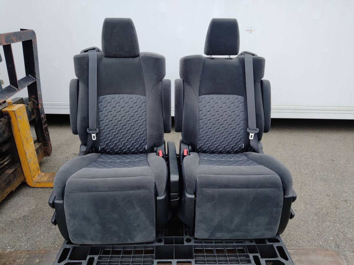 AGH30W AYH30W ヴェルファイア 純正 リア セカンド シート 2列目 オットマン テーブル拍卖