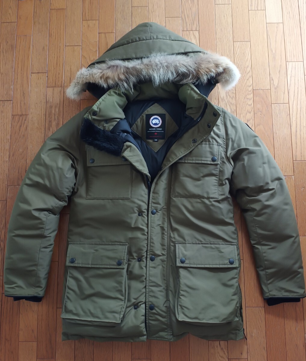 着用4〜5回の極美品 カナダグース ダウンMサイズ ブラックレーベル カーキ色  CANADA GOOSE拍卖