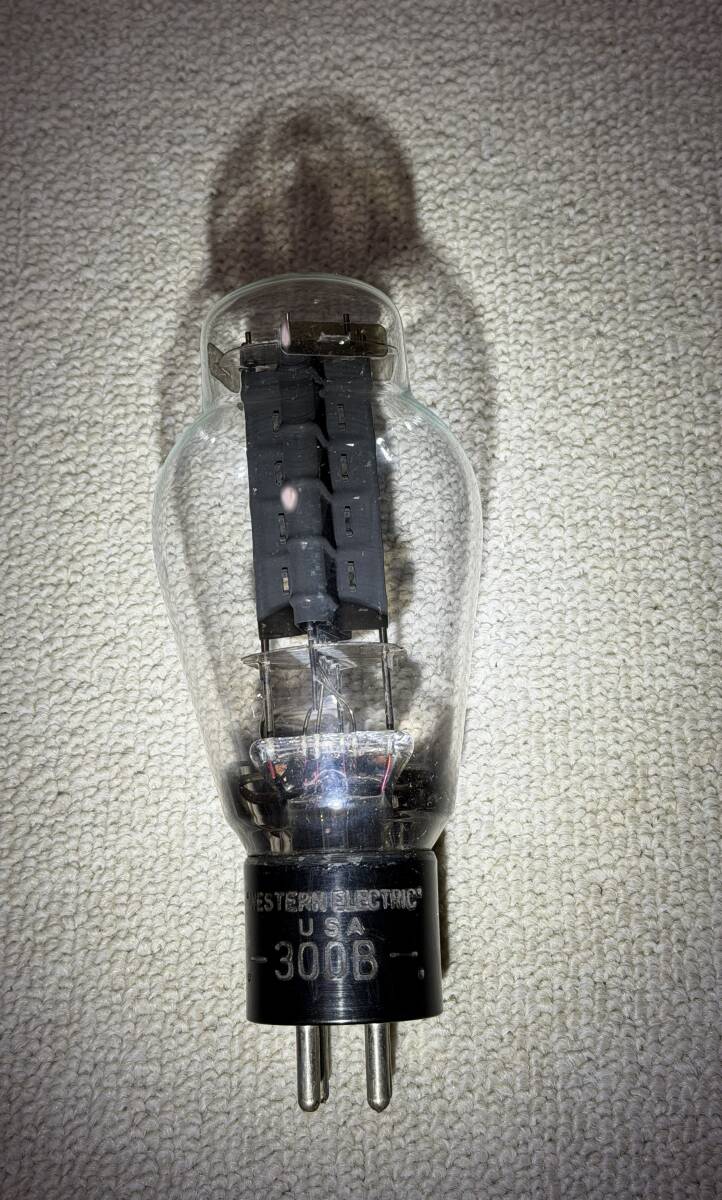 Western Electric 300B 刻印拍卖