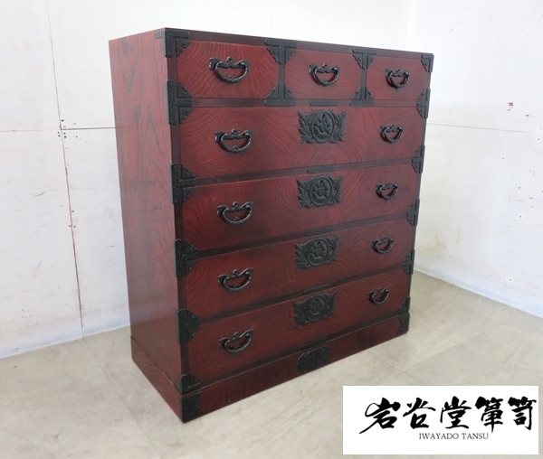 ■P275■美品■岩谷堂箪笥■伝統工芸品■拭漆■欅■整理箪笥■時代箪笥■5段■チェスト■高級■南部鉄器■拍卖