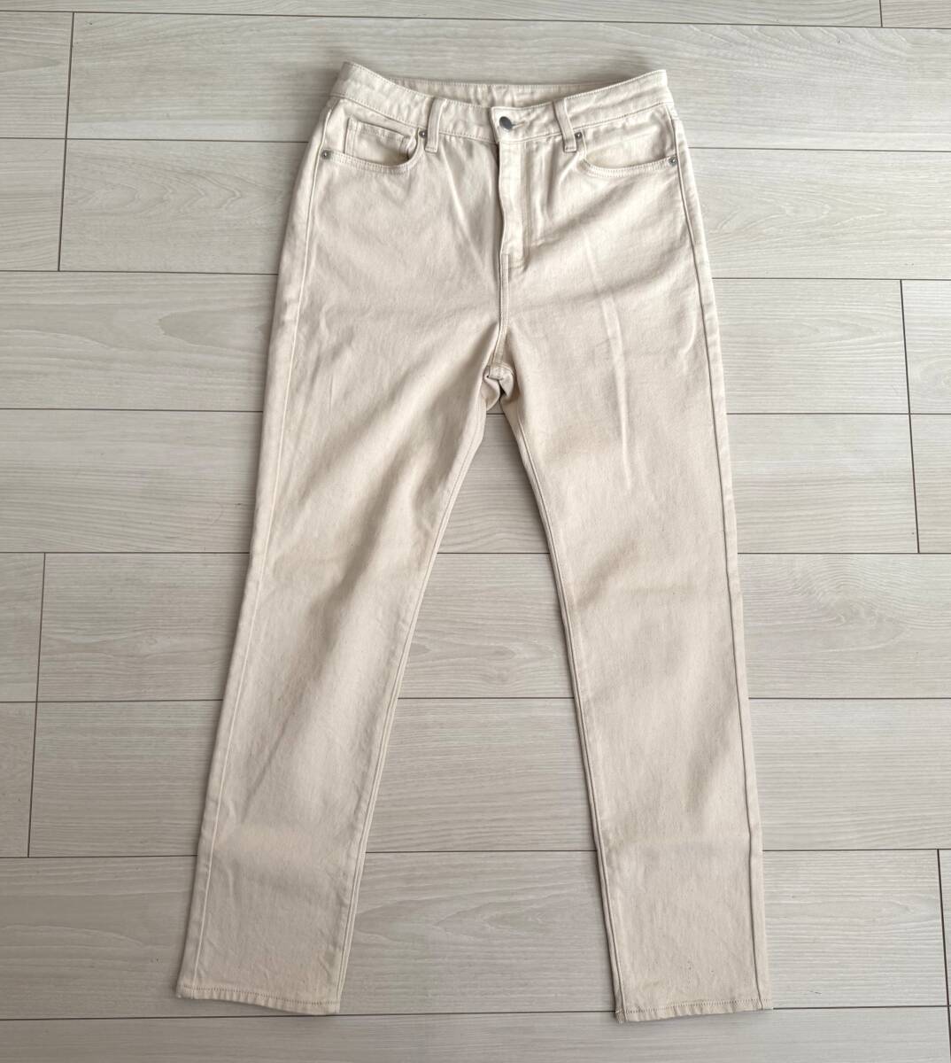 ★MUJI 無印良品 ストレッチ スキニーデニムパンツ W27 クリーム色★拍卖