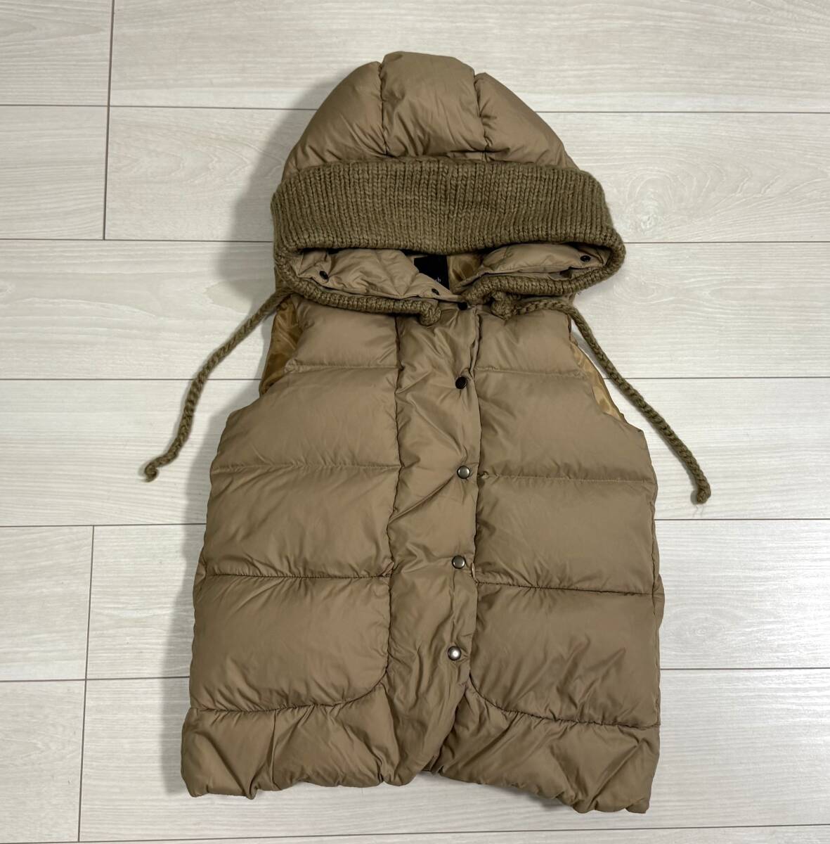 ★Munich ミューニック フード ダウンベスト S ベージュ★拍卖