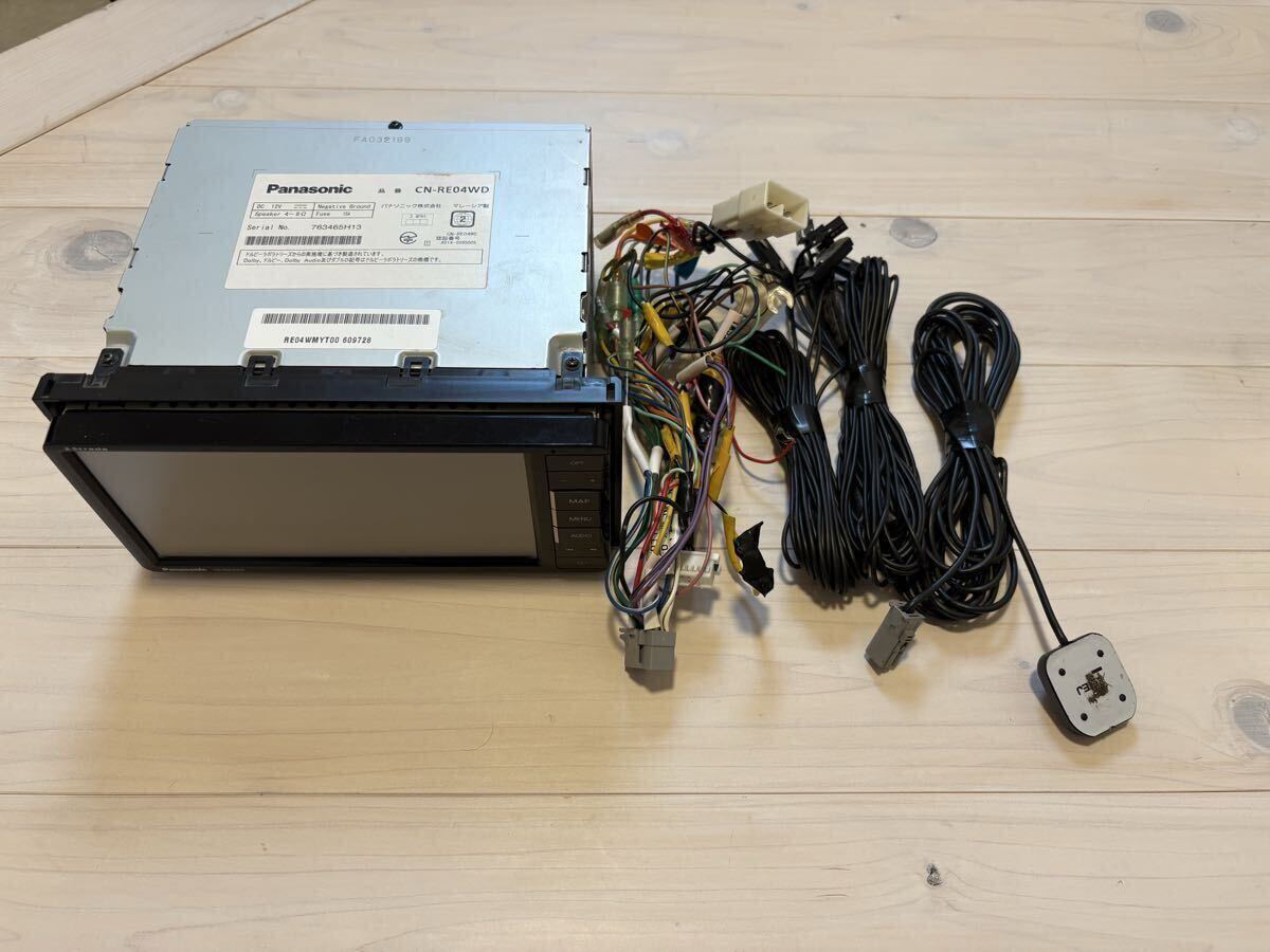 パナソニック ストラーダ Bluetooth DVD Panasonic CD フルセグ メモリーナビ 地デジ DVD cn-re04wd カーナビ トヨタ ダイハツ ナビ CD拍卖