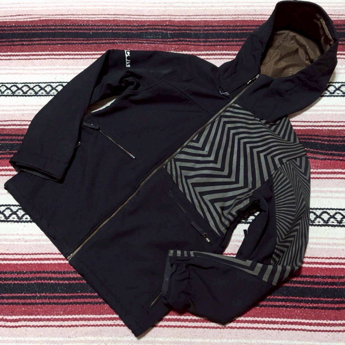 ウィンタースポーツに◎【VOLCOM】ボルコム スノーウェア ナイロンジャケット マウンテンパーカー スノーボード アウトドア 黒 /Y37918ii拍卖