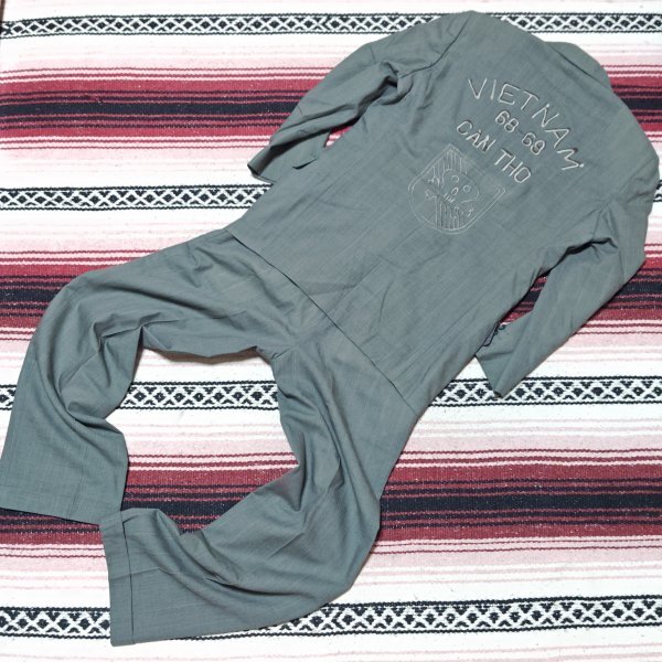 唯一無二の一点物◎【DURBAN】ダーバン スーツ 上下 セット ダブル タック スラックス パンツ ジャケット ベトジャン刺繍入り 灰/Y37687j拍卖