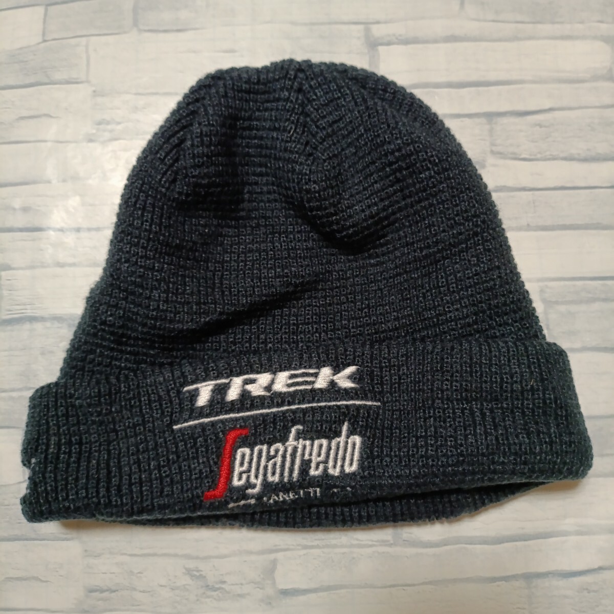 支給品 Trek Segafredo ニット帽 トレックセガブレード ビーニー サンティーニ SMS Santini 帽子 ニットキャップ ウォーマー拍卖