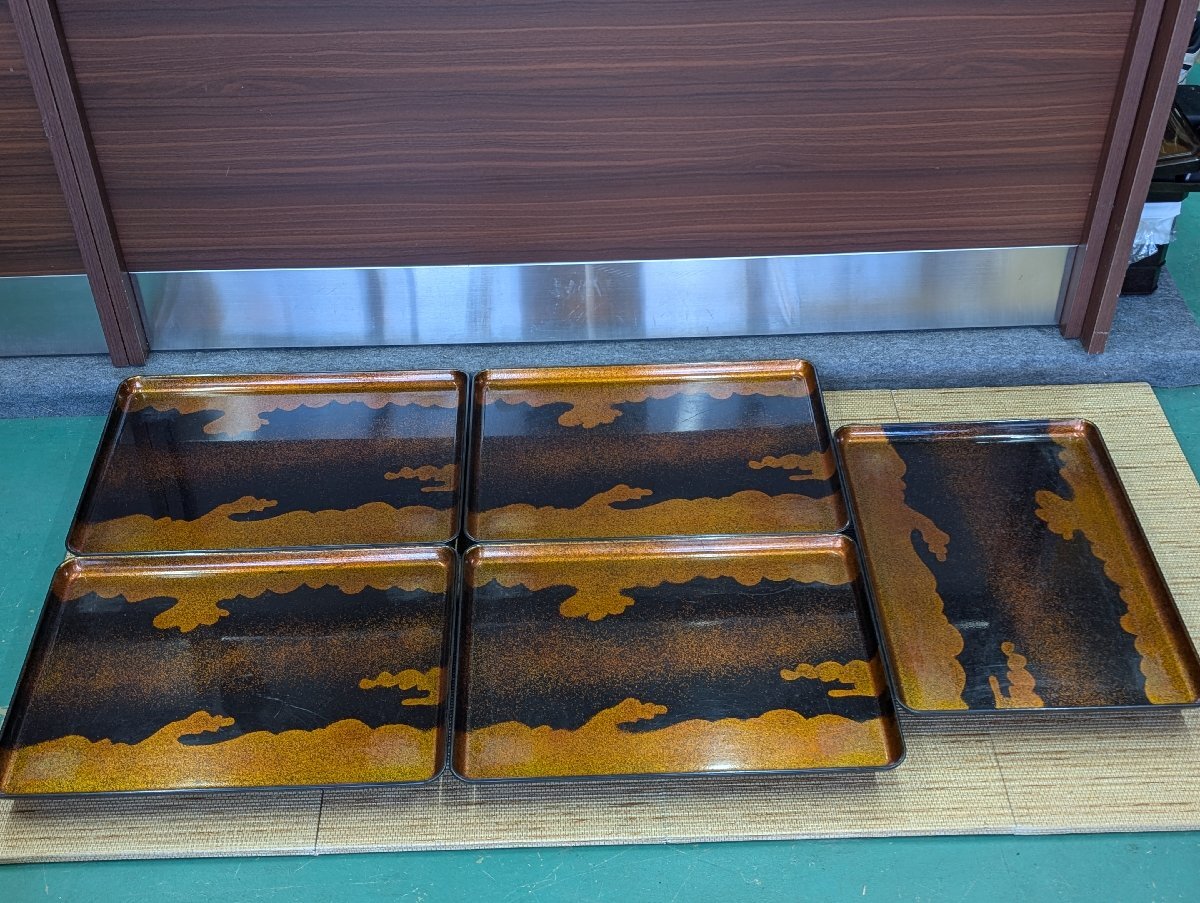 ①中古 折りたたみ式御前 金雲 陽光膳 漆器 仕出し 会席 祝事 法事 飲食店 御膳代台 5点セット 53.5×39×H22cm拍卖