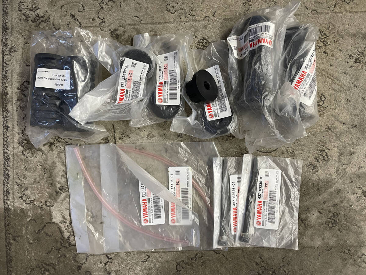 ヤマハ XS1、XS1B、XS650、部品一山 ①拍卖