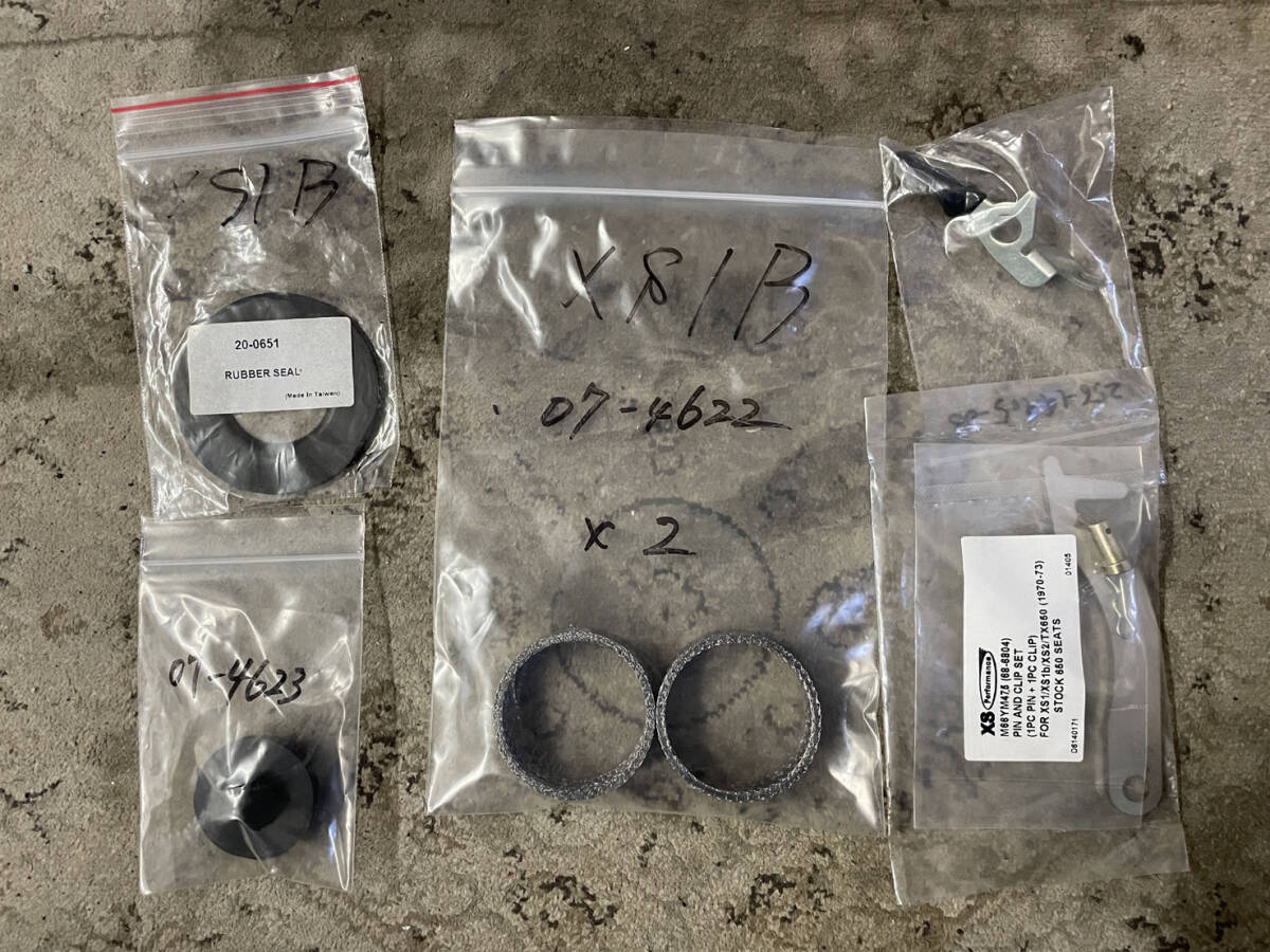 ヤマハ XS1、XS1B、XS650、部品一山 ②拍卖