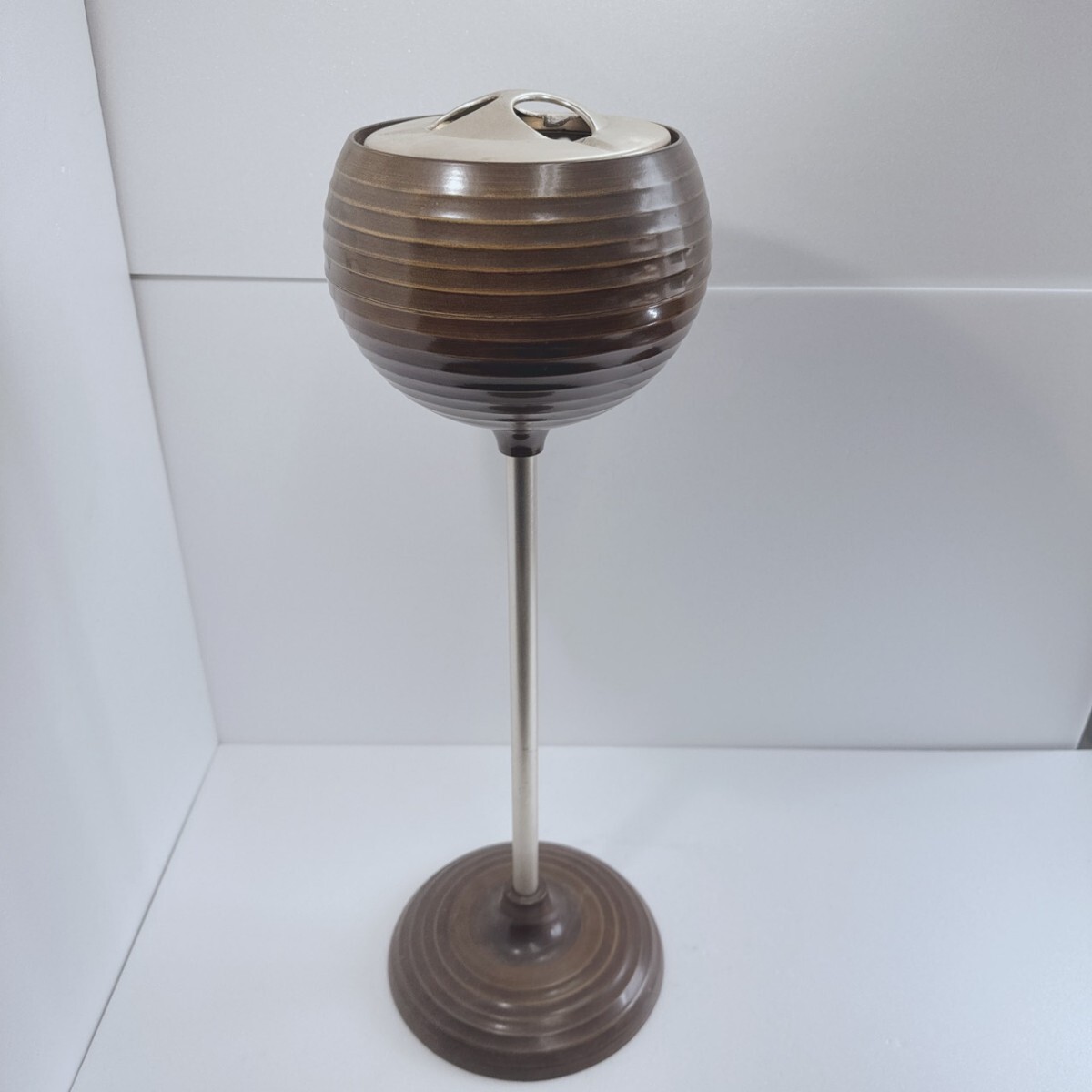 アンティーク レトロ雑貨 スタンド灰皿 昭和レトロ ビンテージ スモーキングスタンド 喫煙所 バー モダン アッシュトレイ 喫茶店 カフェ拍卖