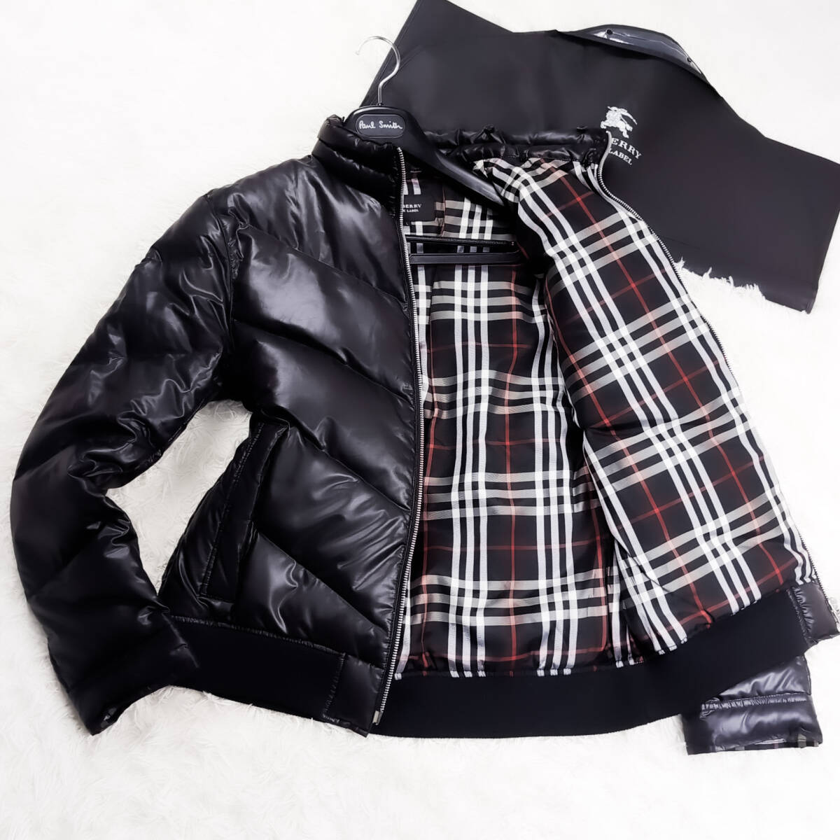 極美品LL~LダウンBURBERRY BLACK LABELクロスキルティングダウンジャケット光沢黒ノバチェック柄XL~Lブラレ バーバリーブラックレーベル拍卖