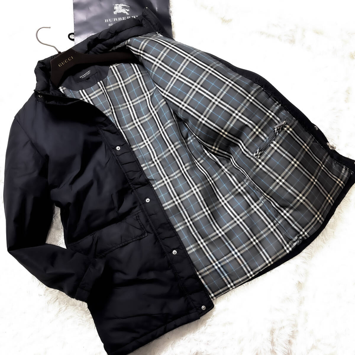 極暖ダウンBURBERRY BLACK LABELダウンコートL~Mホワイトグースダウンジャケット黒ノバチェック柄大きいブラレ バーバリーブラックレーベル拍卖