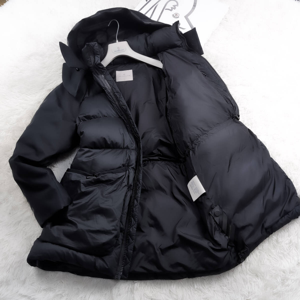 幻級極美品コラボOFF WHITE×MONCLER極暖ダウンコート認証済み確実正規品L~Mブラック黒リブロゴライン入 大きいモンクレール オフホワイト拍卖