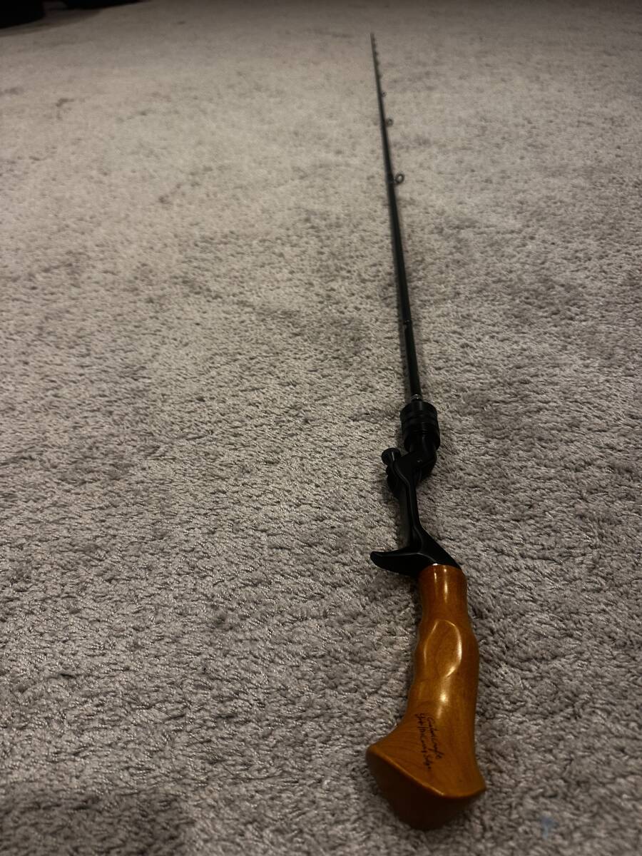 メガバス パガーニ TRAD F2-63xp hunting black&maplewood拍卖