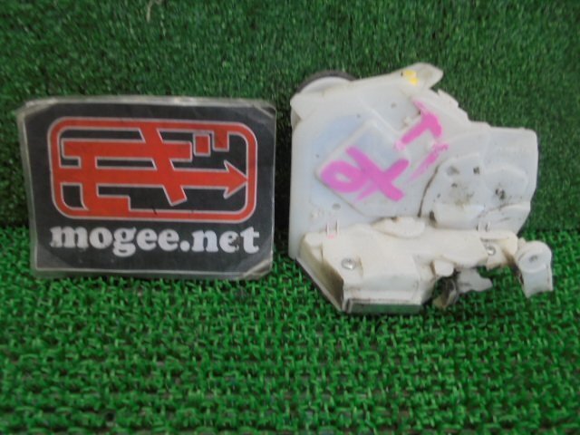 7EM4005DD6-1 ) スズキ ソリオバンデット MA15S 2型 純正フロント右ドアロックソレノイド拍卖