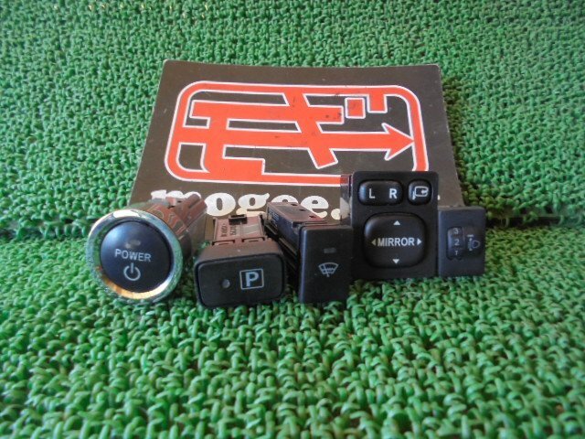 7EM4638MD2 ) トヨタ プリウス ZVW30 純正スイッチセット拍卖