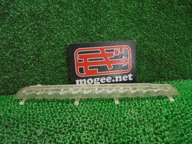 7EC2577FB4-1 ) マツダ プレマシー CWEFW 純正ハイマウントストップランプ スタンレーP4433拍卖