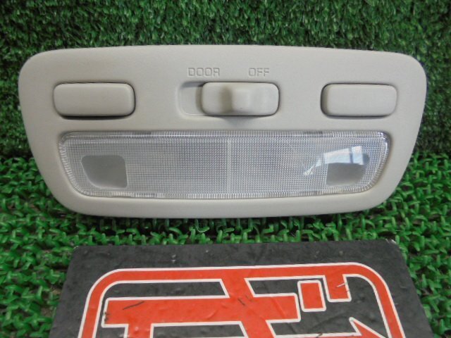 7EP5069DG4 ) トヨタ ウィッシュ ZNE10G/ZNE14G 後期型 純正フロントマップランプ拍卖