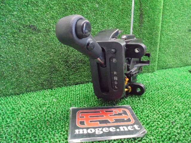 7EJ3558BF5 ) 日産 ルークス ML21S 純正オートマシフトレバー 28112-82KQ拍卖