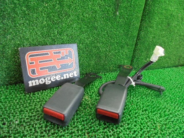 7EC5082CJ3 ) ホンダ ストリーム RSZ RN6/RN7 純正フロントシートベルトバックル左右セット拍卖