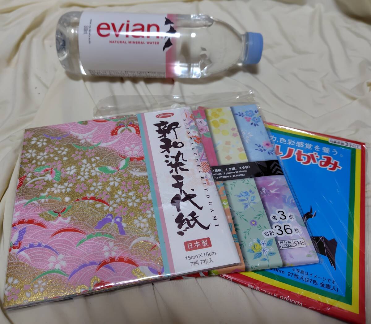 96*【未使用品】*新和染千代紙 日本製 1セット+花柄折り紙他おまけ ショウワグリム株式会社 折り紙 15㎝X15㎝ 送料無料 拍卖