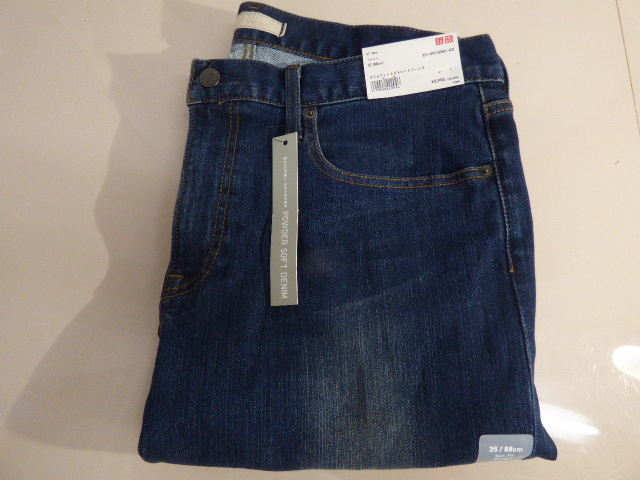 む981.ユニクロ メンズ スリムフィットストレートジーンズ 67 ブルー 35/88cm パウダーソフトデニム拍卖