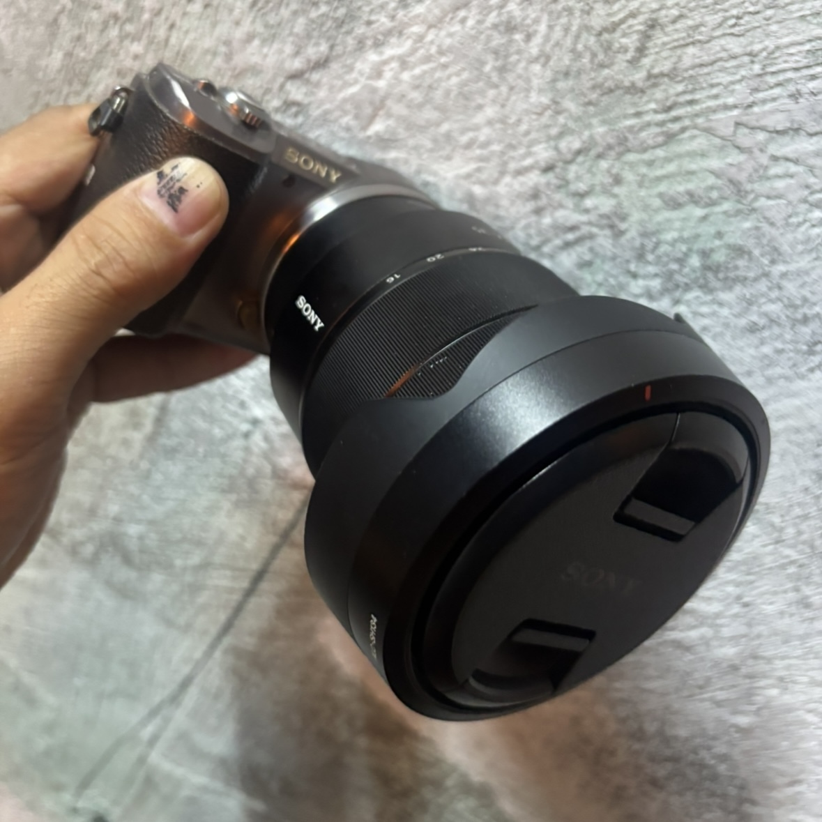 SONY広角ズームレンズVario-Tessar T* FE 16-35mm F4 ZA OSS SEL1635Zツァイスレンズ デジタル一眼カメラαEマウントフルサイズ/レンズのみ拍卖