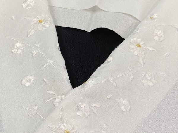 ▼三作▼送料無料 S83 刺繍半衿 洗濯OK 拍卖