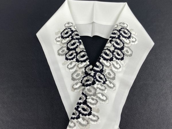 ▼三作▼はんなり 刺繍半衿 日本製 K52拍卖